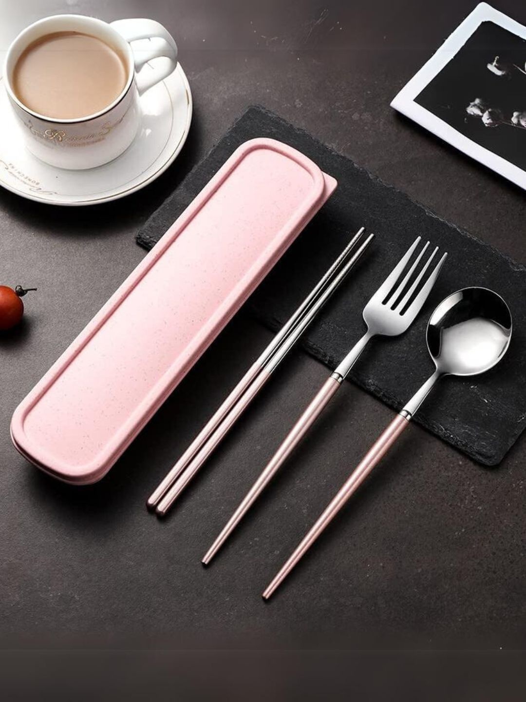

YELONA Pink 4 Pieces Stainless Steel Cutlery Set With Portable Box