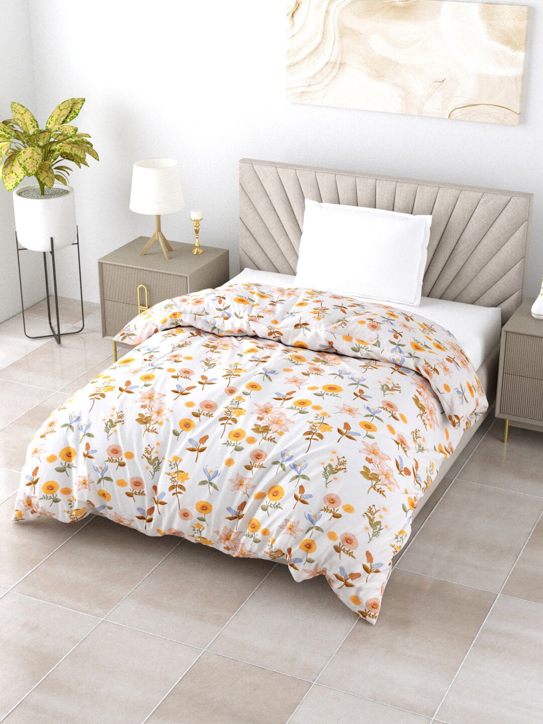 

Salona Bichona White & Peach Floral AC Room 150 GSM Single Bed Comforter