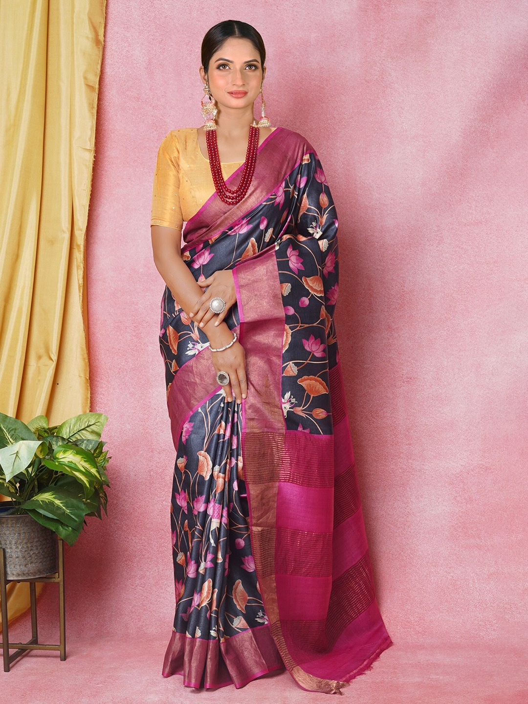 

Unnati Silks Floral Printed Zari Pure Silk Tussar Saree, Black