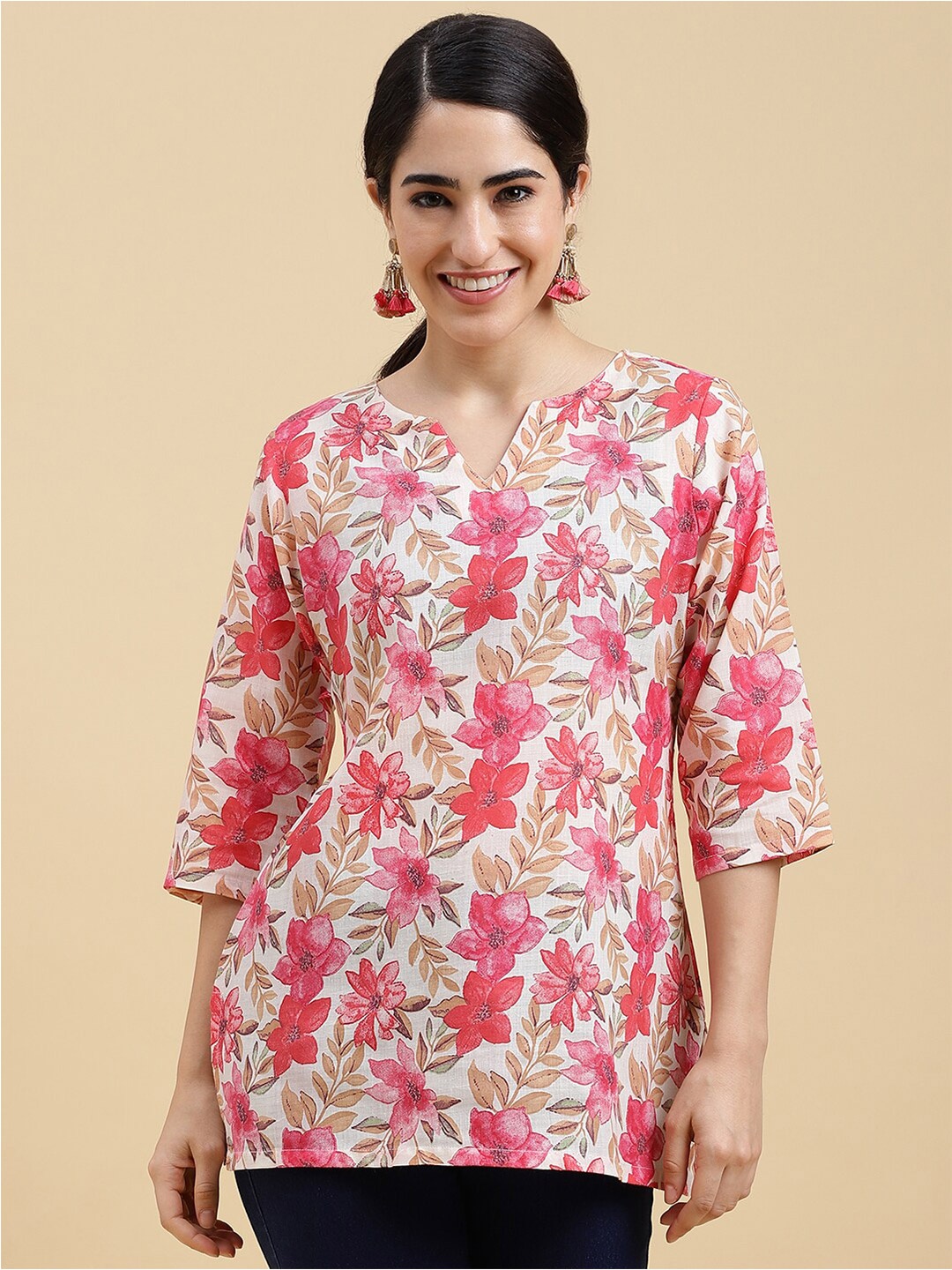 

J Turritopsis Floral Printed Straight Kurti, White