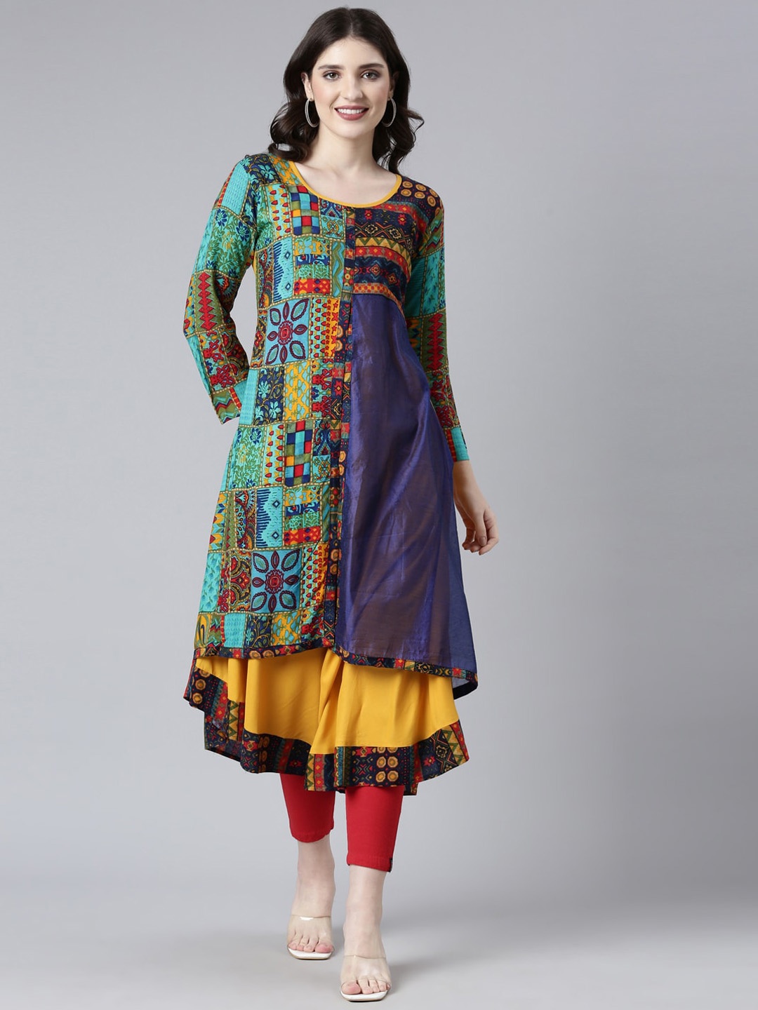 

Souchii Ethnic Motifs Printed Liva Anarkali Kurta, Navy blue