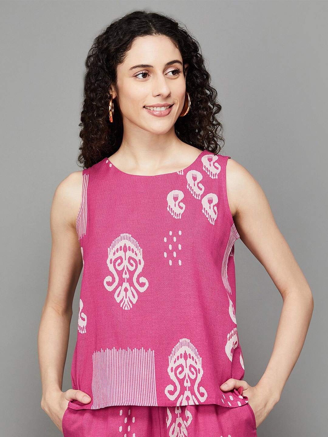 

Colour Me by Melange Ethnic Motifs Printed Round Neck Sleeveless Top, Pink