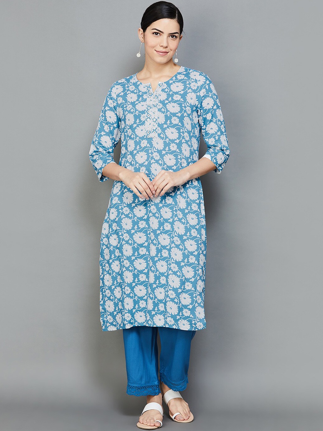 

Melange by Lifestyle Floral Printed Sequinned Straight Kurta, Violet