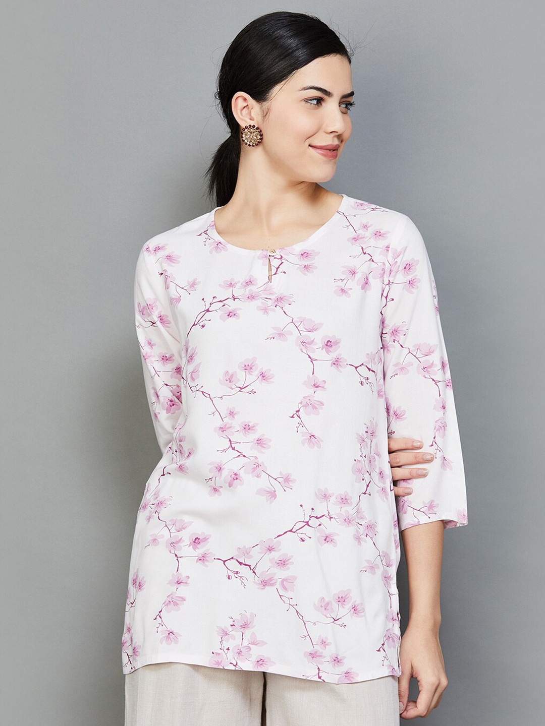 

Melange by Lifestyle Floral Printed Straight Kurti, White