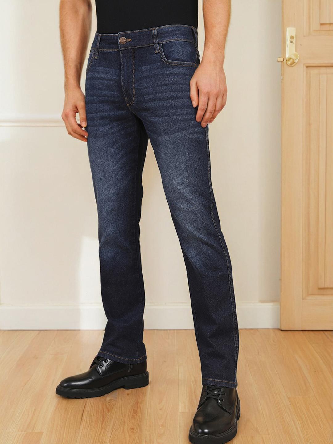 

Wrangler Men Millard Straight Fit Light Fade Cotton Clean Look Jeans, Blue