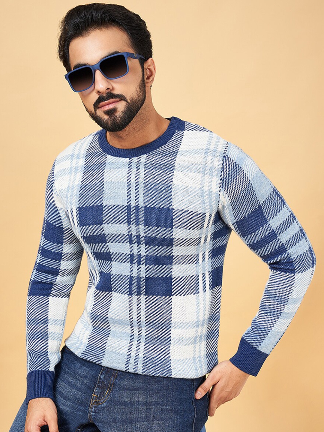 

YU by Pantaloons Checked Round Neck Acrylic Pullover Sweater, Grey