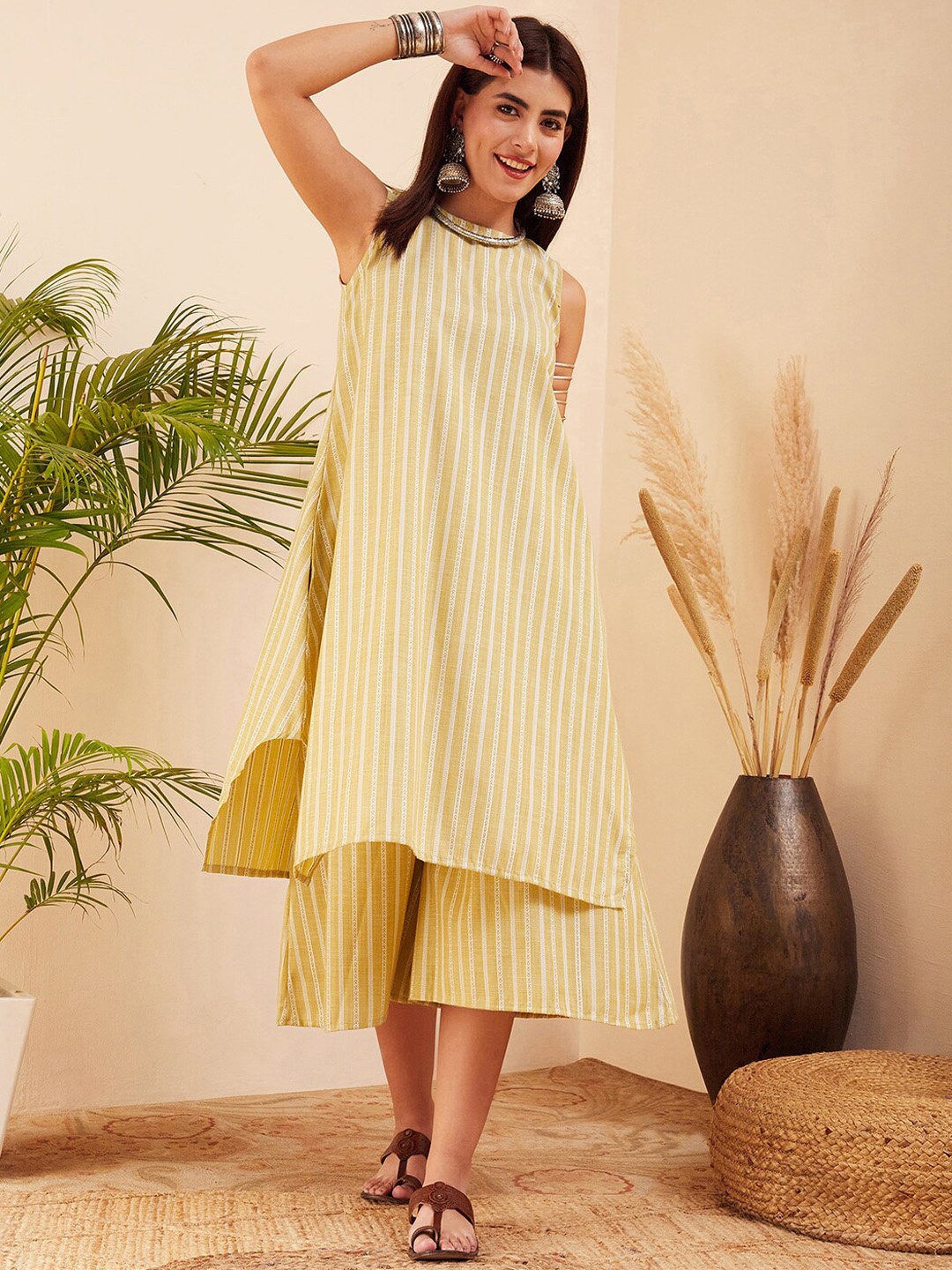 

InWeave Striped Sleeveless A-Line Kurta with Palazzos, Yellow
