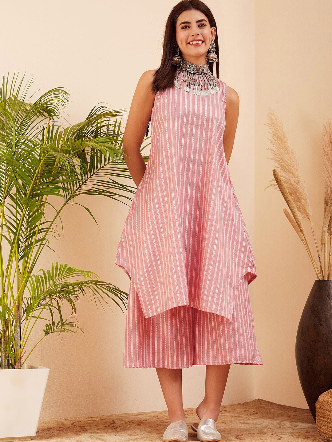 

InWeave Striped Sleeveless A-Line Kurta with Palazzos, Pink