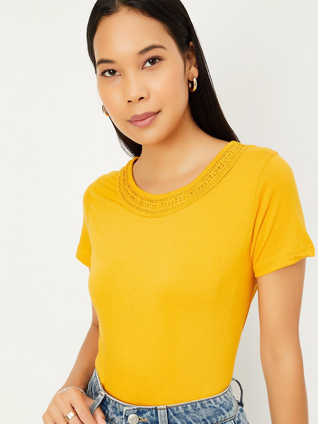 

max Round Neck Short Sleeves Cotton Top, Yellow