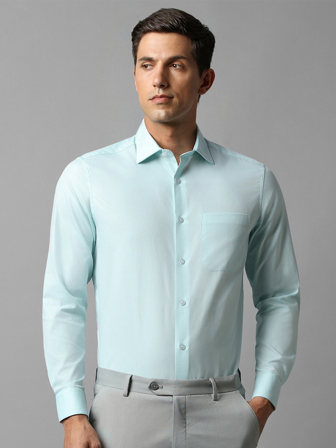 

Louis Philippe Spread Collar Pure Cotton Formal Shirt, Blue