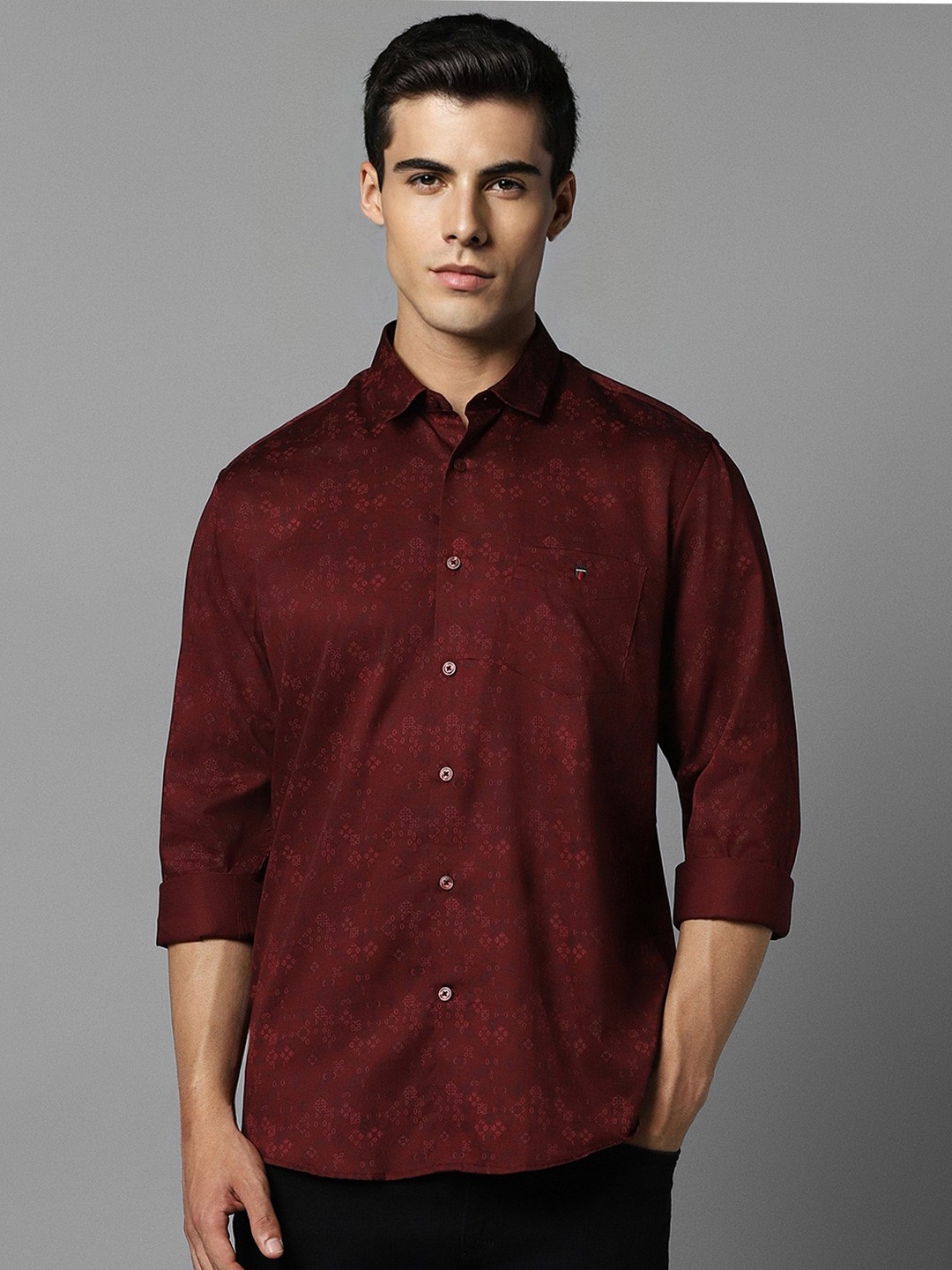 

Louis Philippe Sport Slim Fit Floral Printed Opaque Pure Cotton Casual Shirt, Maroon
