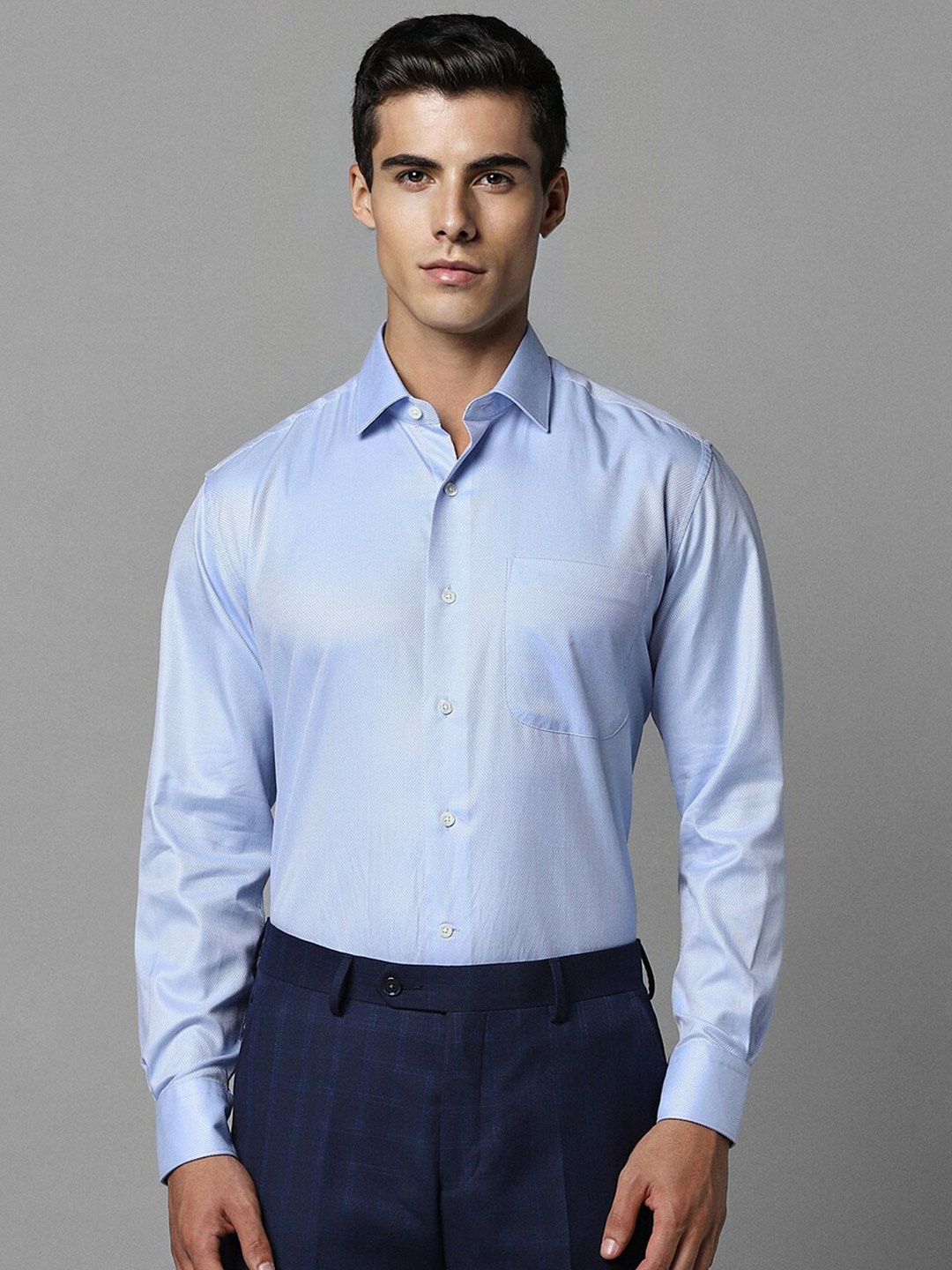 

Luxure by Louis Philippe Spread Collar Pure Cotton Formal Shirt, Blue