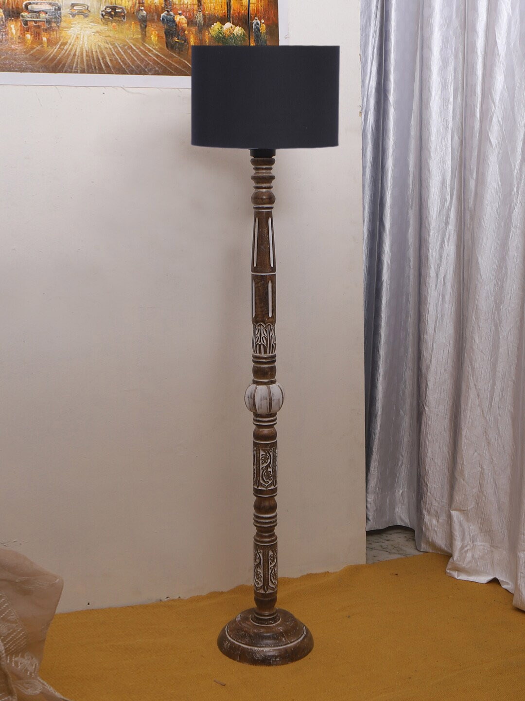

Devansh Black Drum-Shaped Floor Lamp