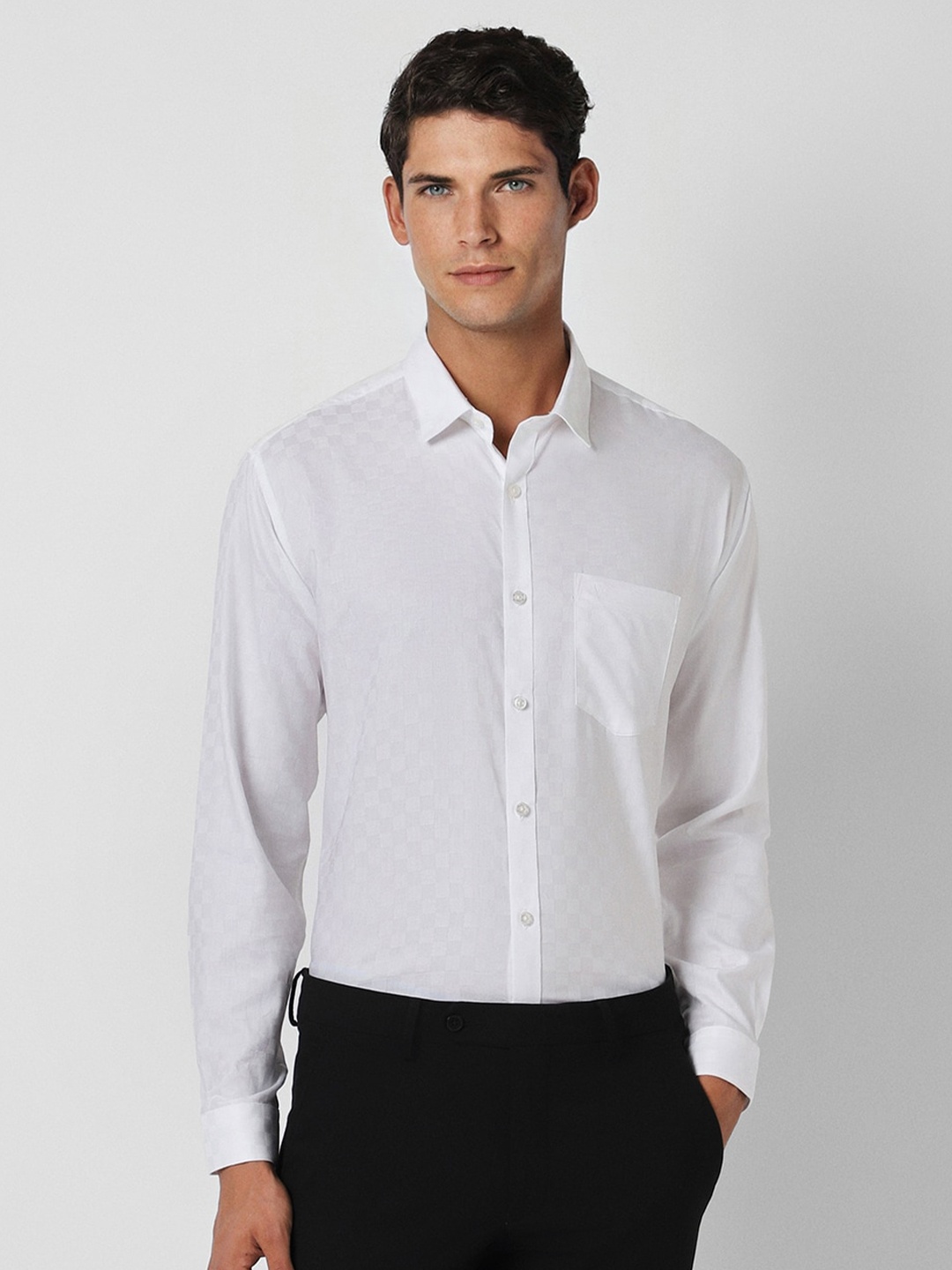 

V Dot Spread Collar Slim Fit Checked Party Shirt, White