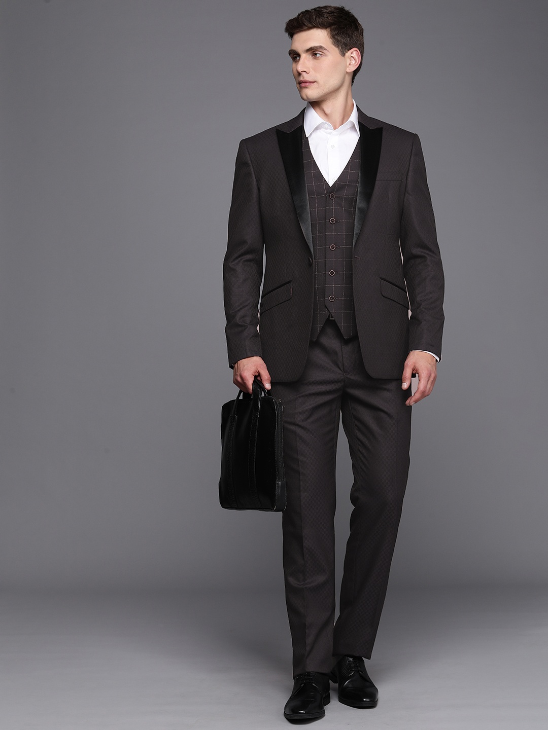 

Louis Philippe Self Design Slim Fit Single Breasted 3 Piece Formal Suit, Purple