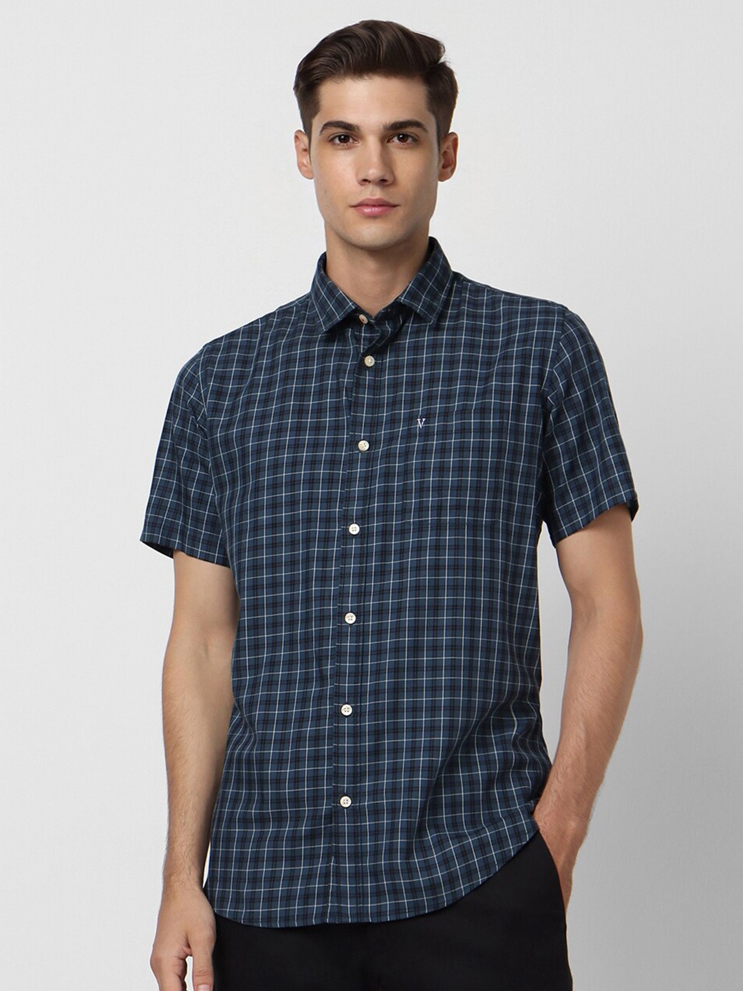 

Van Heusen Sport Slim Fit Opaque Checked Pure Cotton Casual Shirt, Blue
