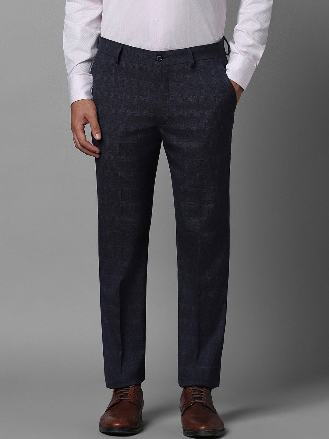 

Louis Philippe Men Checked Slim Fit Mid-Rise Formal Trousers, Navy blue