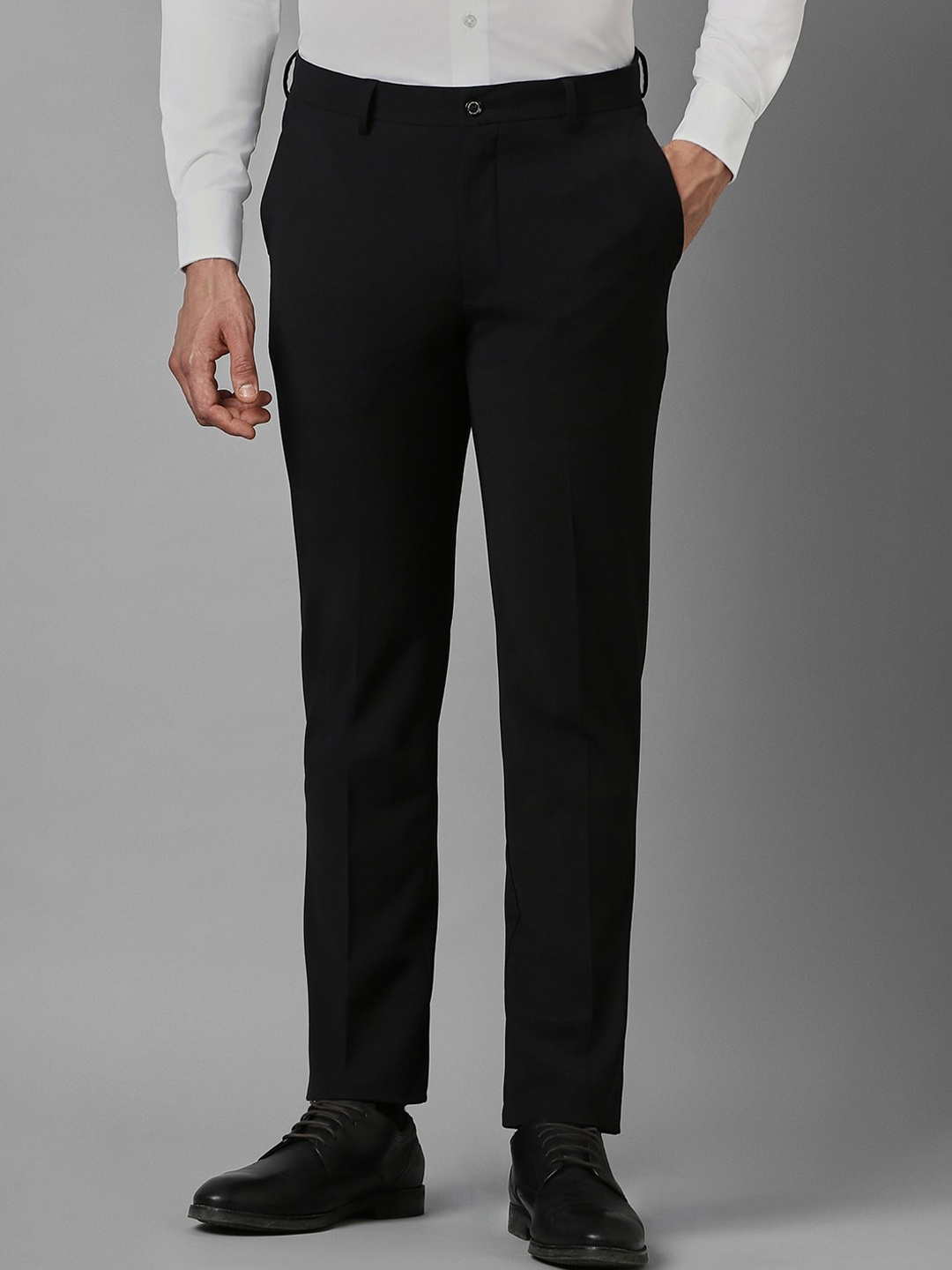 

Louis Philippe Men Slim Fit Mid-Rise Flat Front Formal Trousers, Black