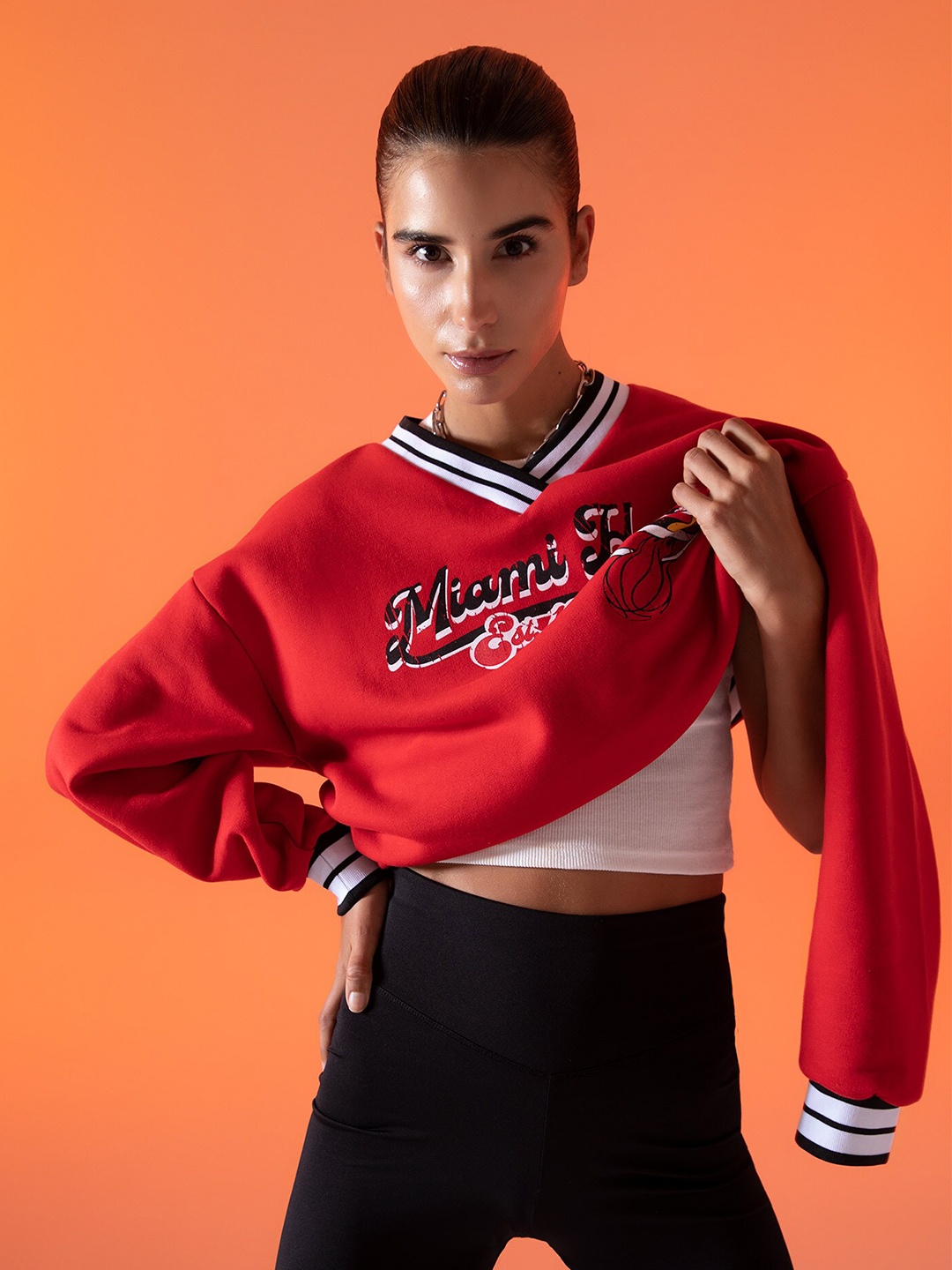 

DeFacto Typography Printed V-Neck Oversized Longline Pullover Sweatshirt, Red