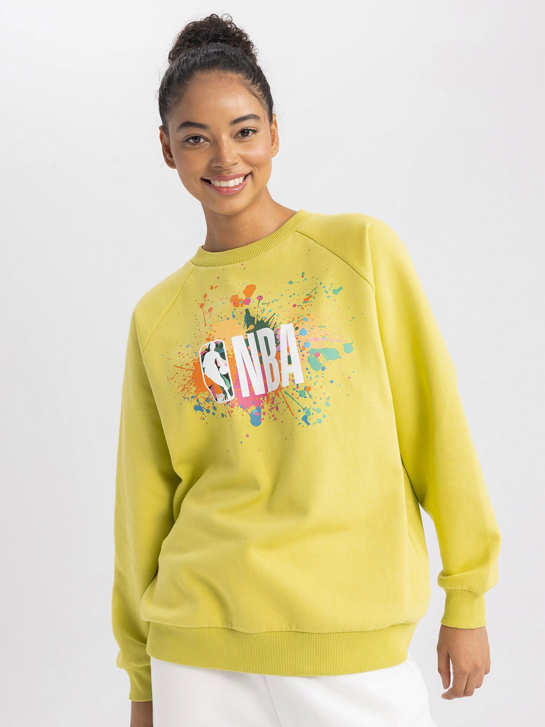 

DeFacto Graphic Printed Cotton Pullover, Fluorescent green