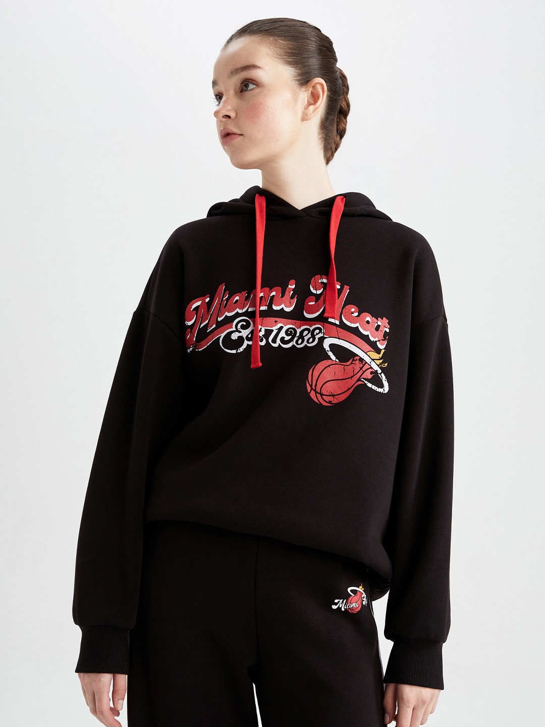 

DeFacto Typography Printed Hooded Pullover Sweatshirt, Black