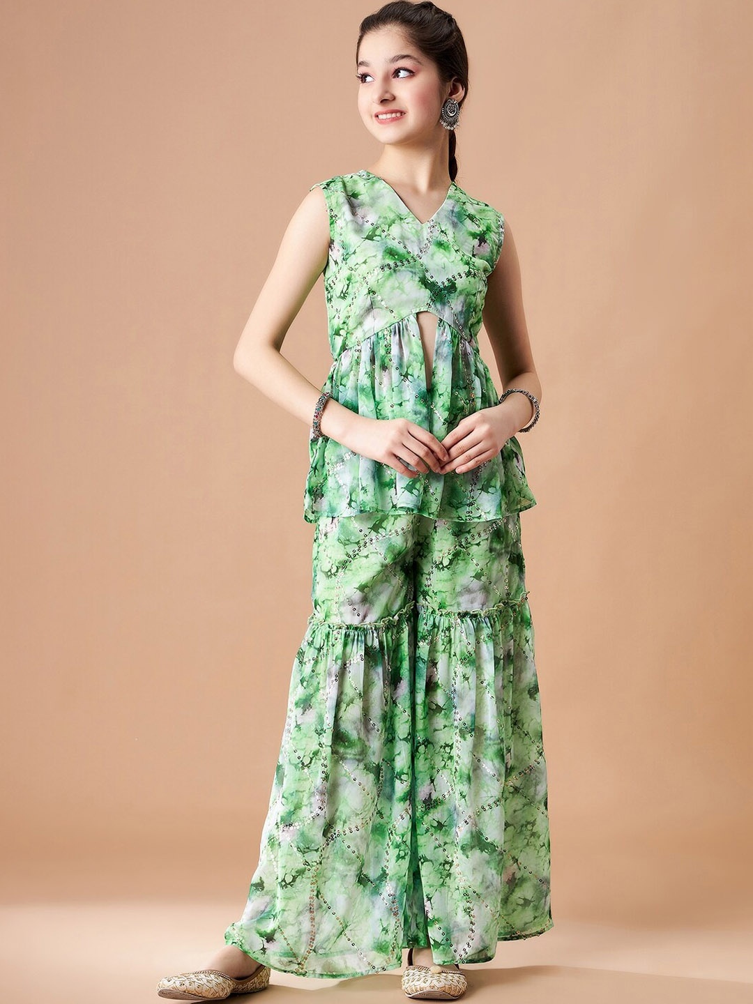 

Cherry & Jerry Girls Abstract Printed Sequinned Kurti With Sharara, Green