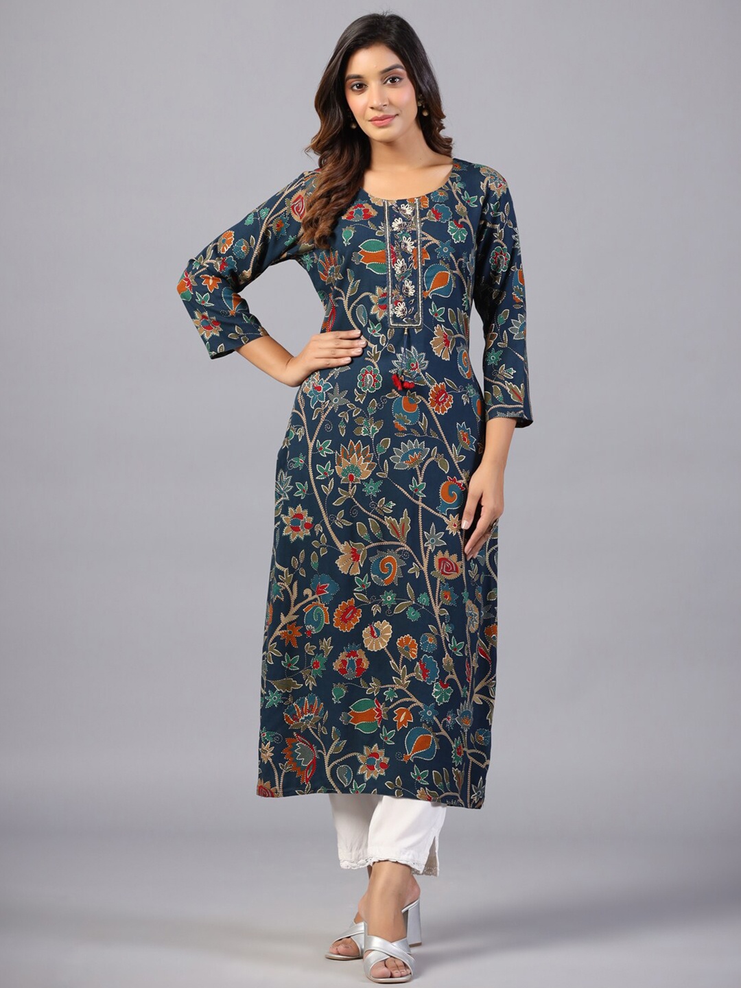 Amchoor Floral Printed Beads And Stones Detail Kurta, Blue