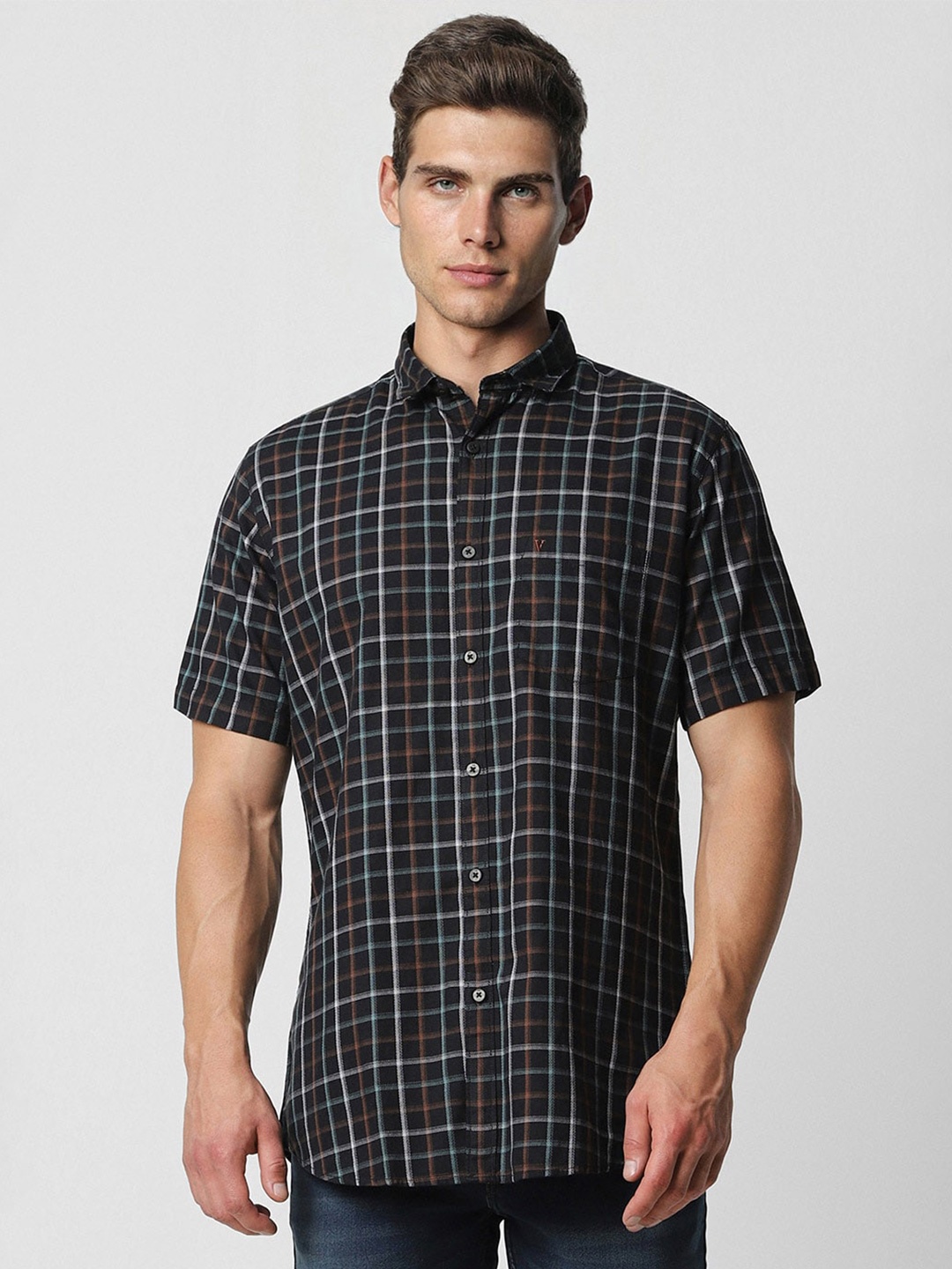 

Van Heusen Sport Others Checked Slim Fit Pure Cotton Casual Shirt, Black