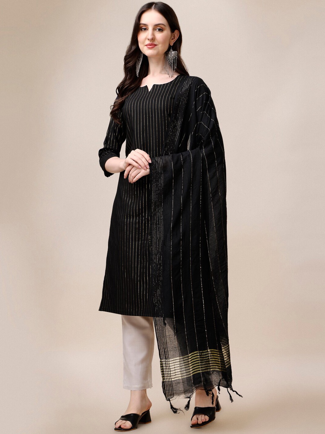 

Fashion Basket Striped Notched Round Neck Straight Kurta With Trousers & Dupatta, Black