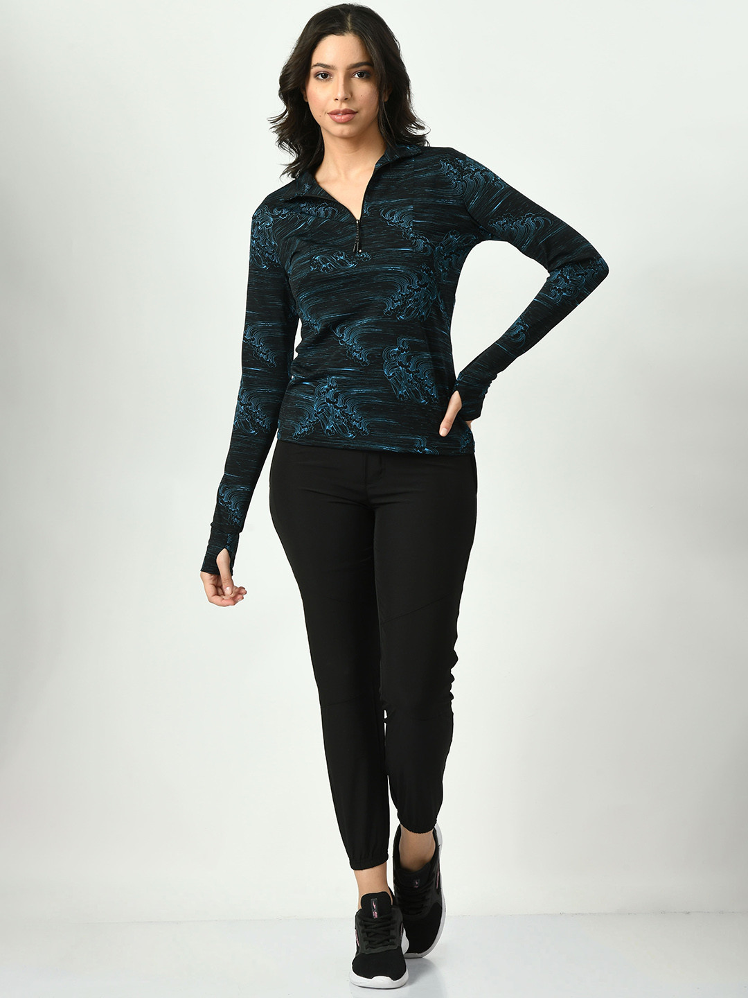 

Body Smith Abstract Printed Shirt Collar Sports T-shirt With Tights, Black