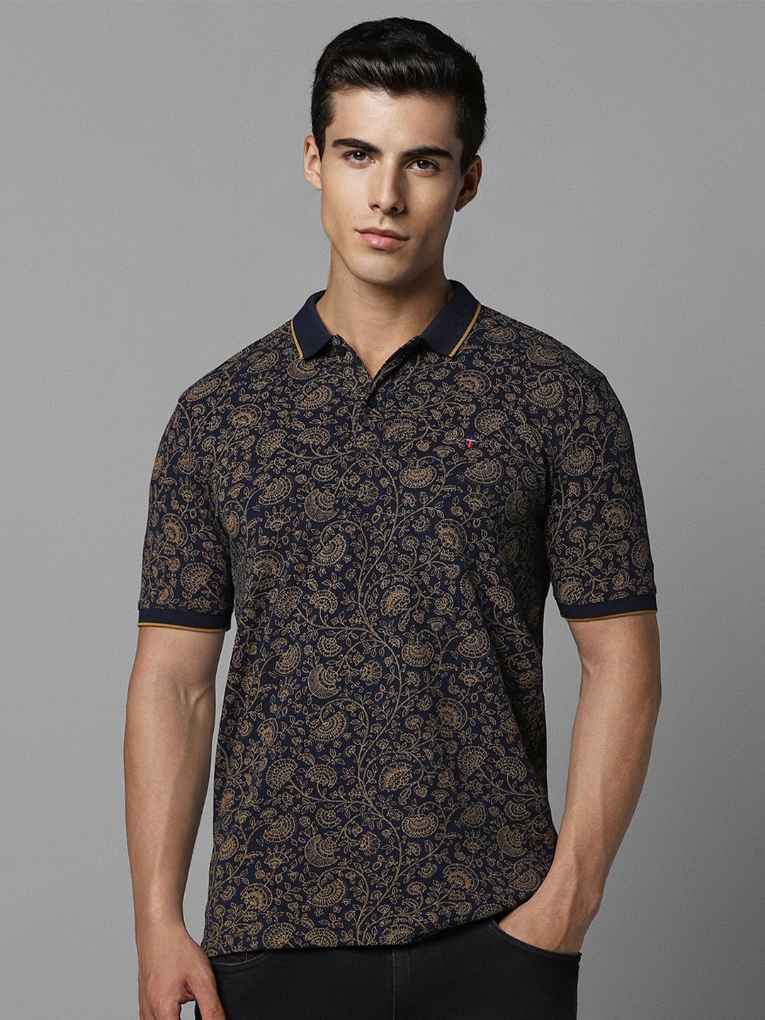 

Louis Philippe Jeans Floral Printed Polo Collar Cotton Slim Fit T-shirt, Navy blue