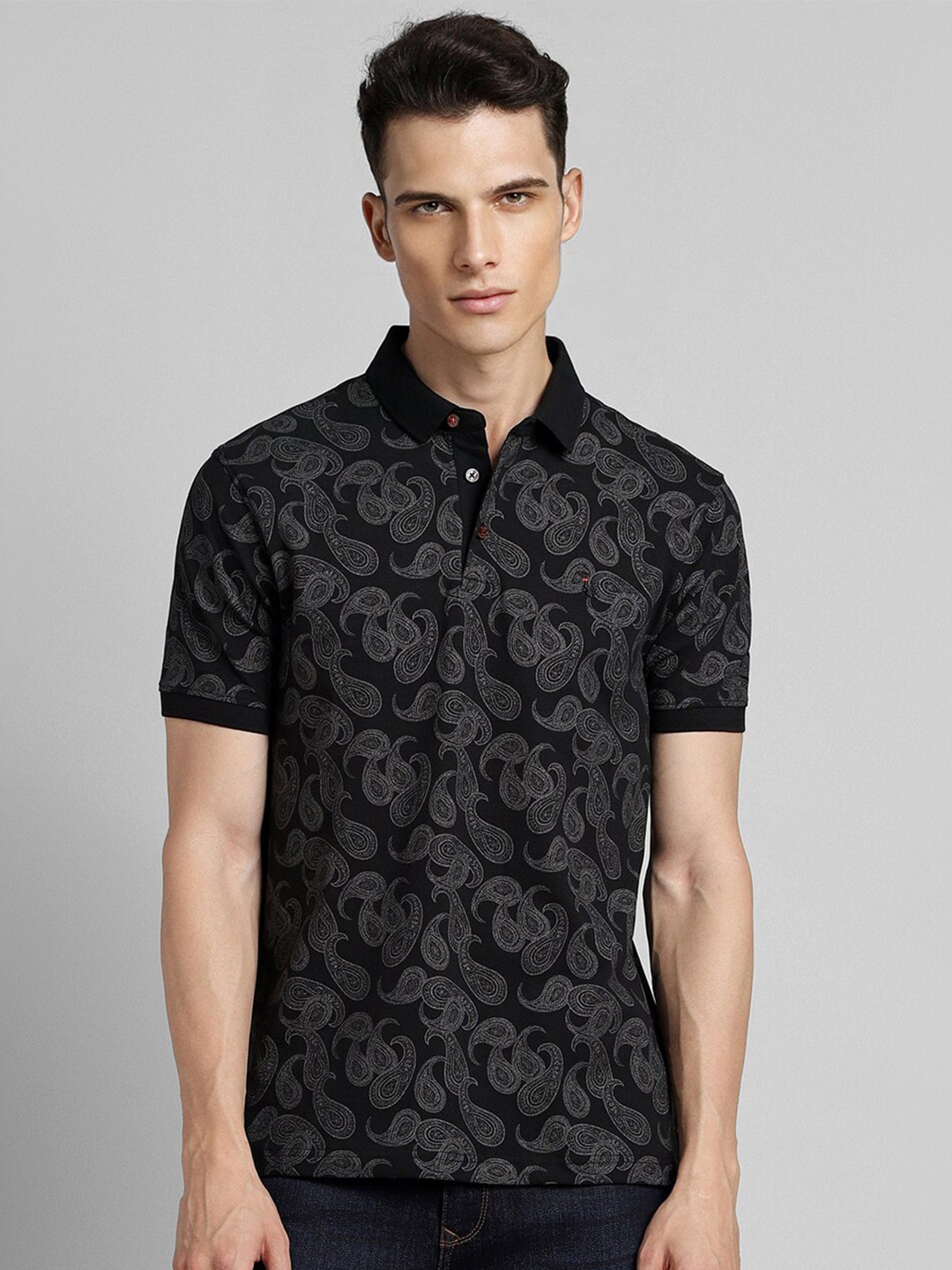 

SIMON CARTER LONDON Ethnic Motifs Printed Polo Collar Slim Fit T-shirt, Black