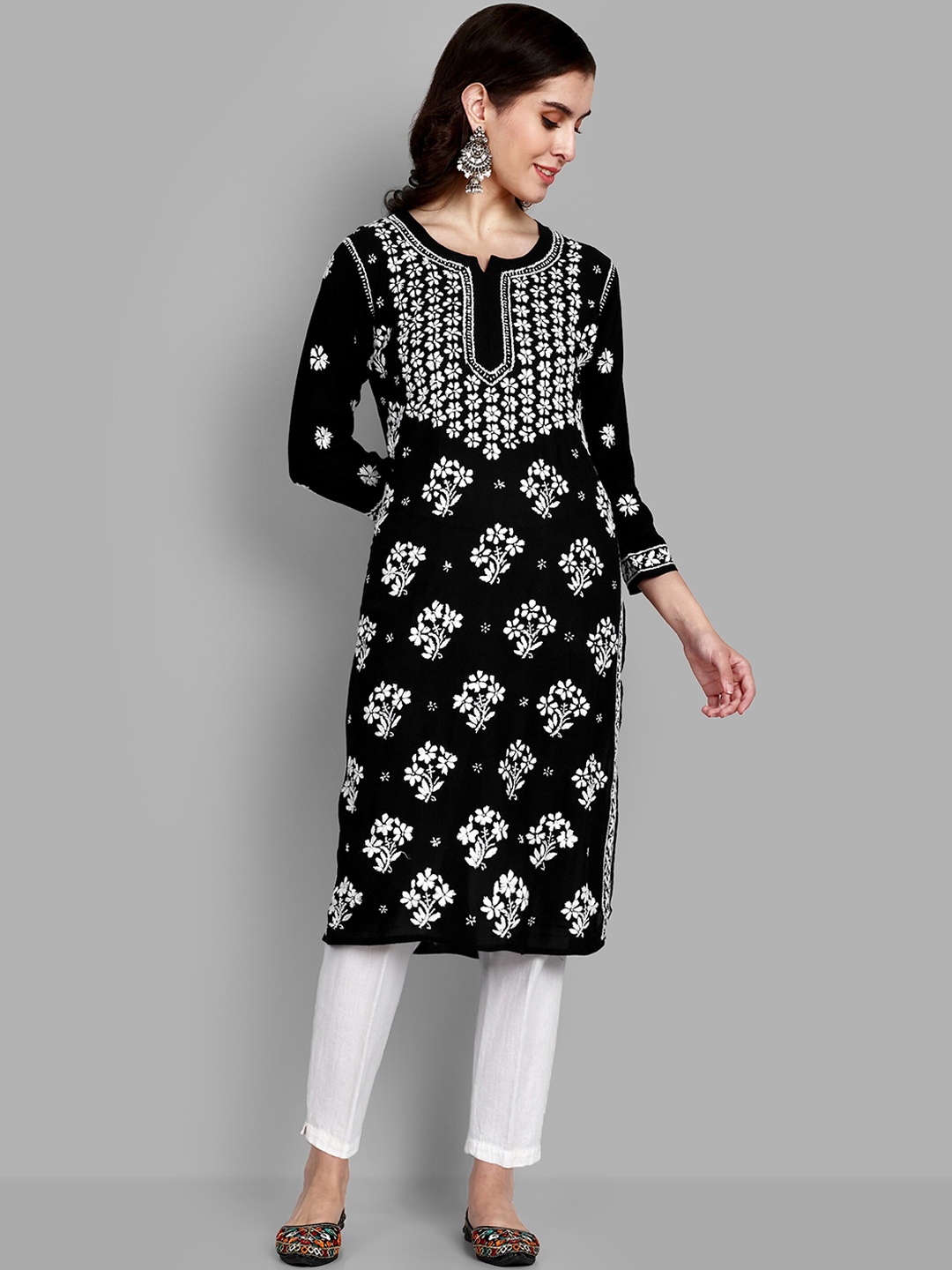 

ADA Ethnic Motifs Lucknowi Chikankari Straight Kurta, Black