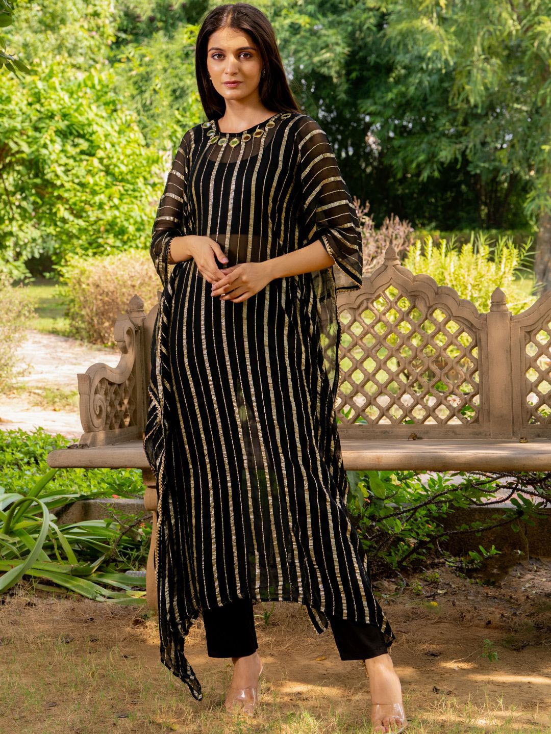 

HOUSE OF JAMOTI Striped Gotta Patti Sheer Kaftan Kurta With Trousers & Camisole, Black