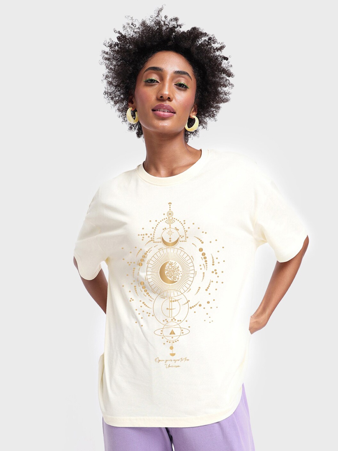 

Bewakoof White Graphic Printed Oversized Cotton T-shirt