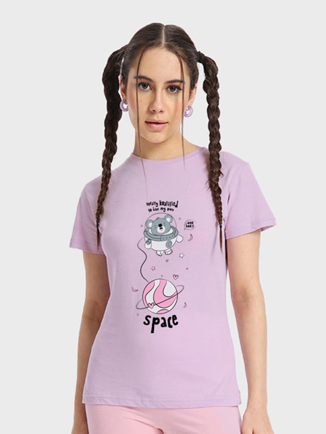 

Bewakoof Purple Graphic Printed Cotton T-shirt