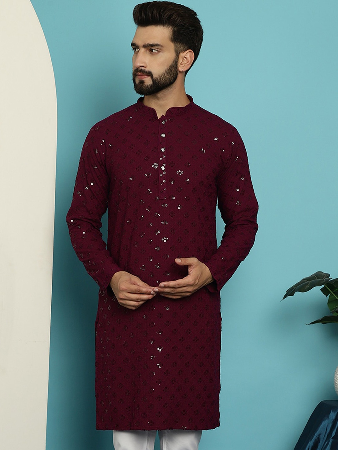 

SOJANYA Embellished Mandarin Collar Pure Cotton Straight Kurta, Purple