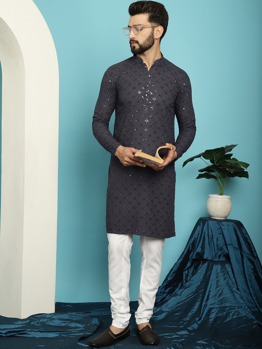 

SOJANYA Embroidered Sequinned Pure Cotton Kurta with Pyjama Set, Grey