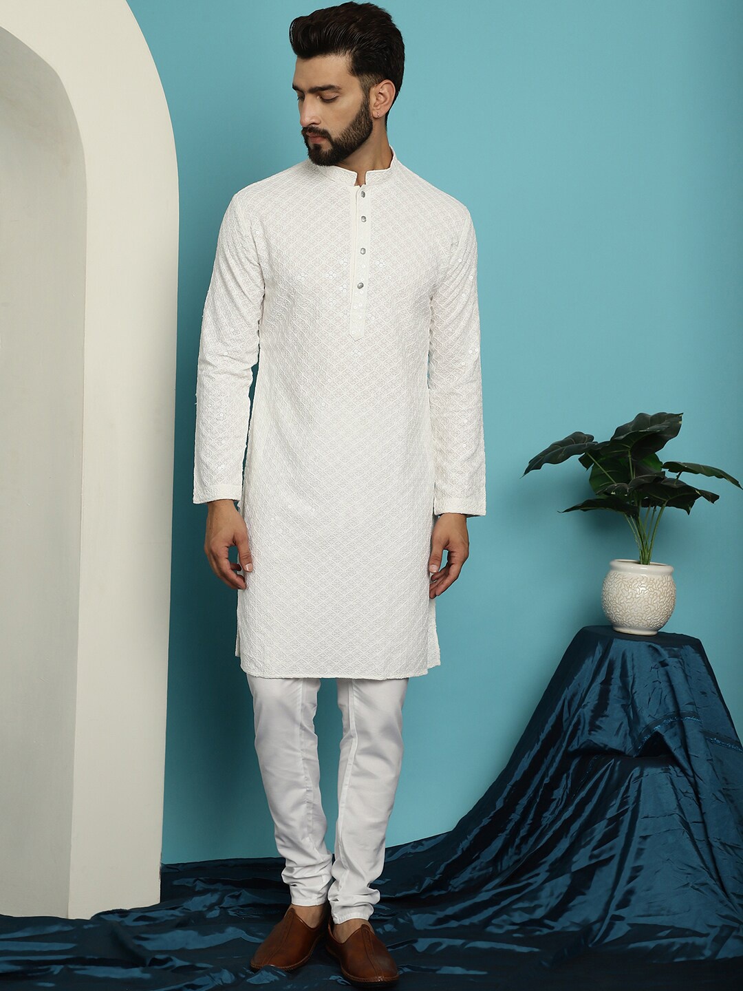 

SOJANYA Ethnic Motifs Embroidered Pure Cotton Kurta with Churidar, White