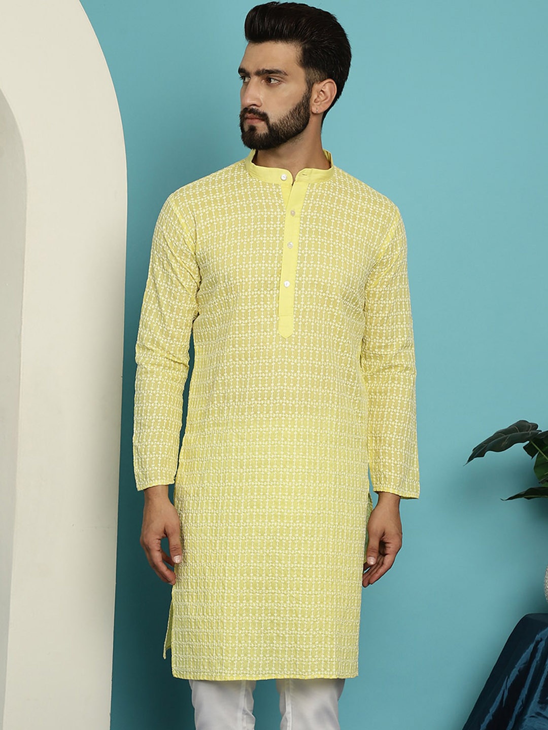 

SOJANYA Striped Embroidered Thread Work Mandarin Collar Pure Cotton Straight Kurta, Yellow