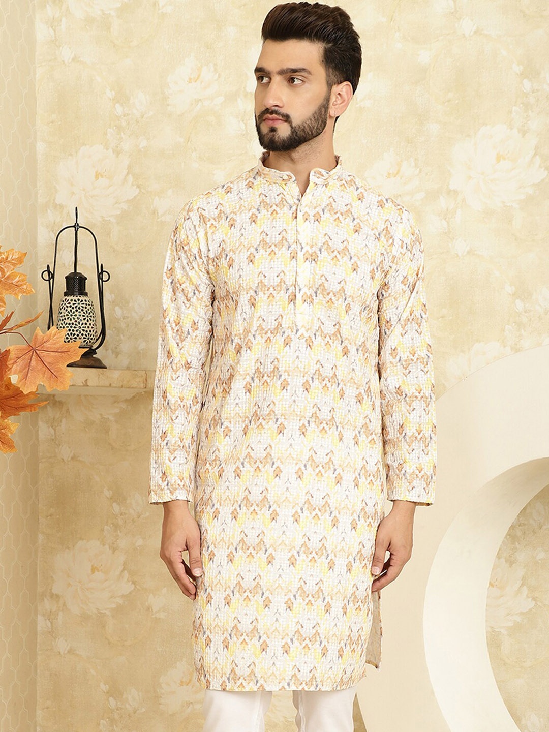 

SOJANYA Geometric Printed Thread Work Cotton Straight Kurta, Yellow