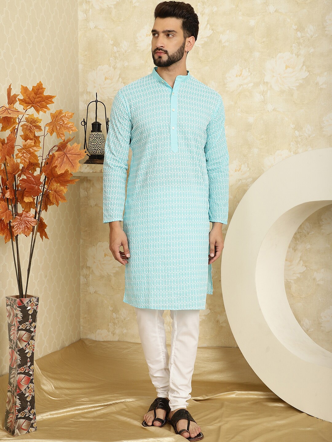 

SOJANYA Floral Embroidered Pure Cotton Kurta with Churidar, Blue