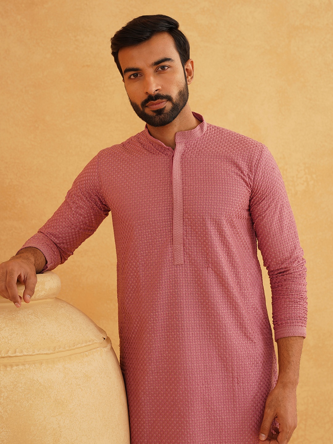 

SOJANYA Geometric Embroiderd Cotton Straight Kurta, Coral