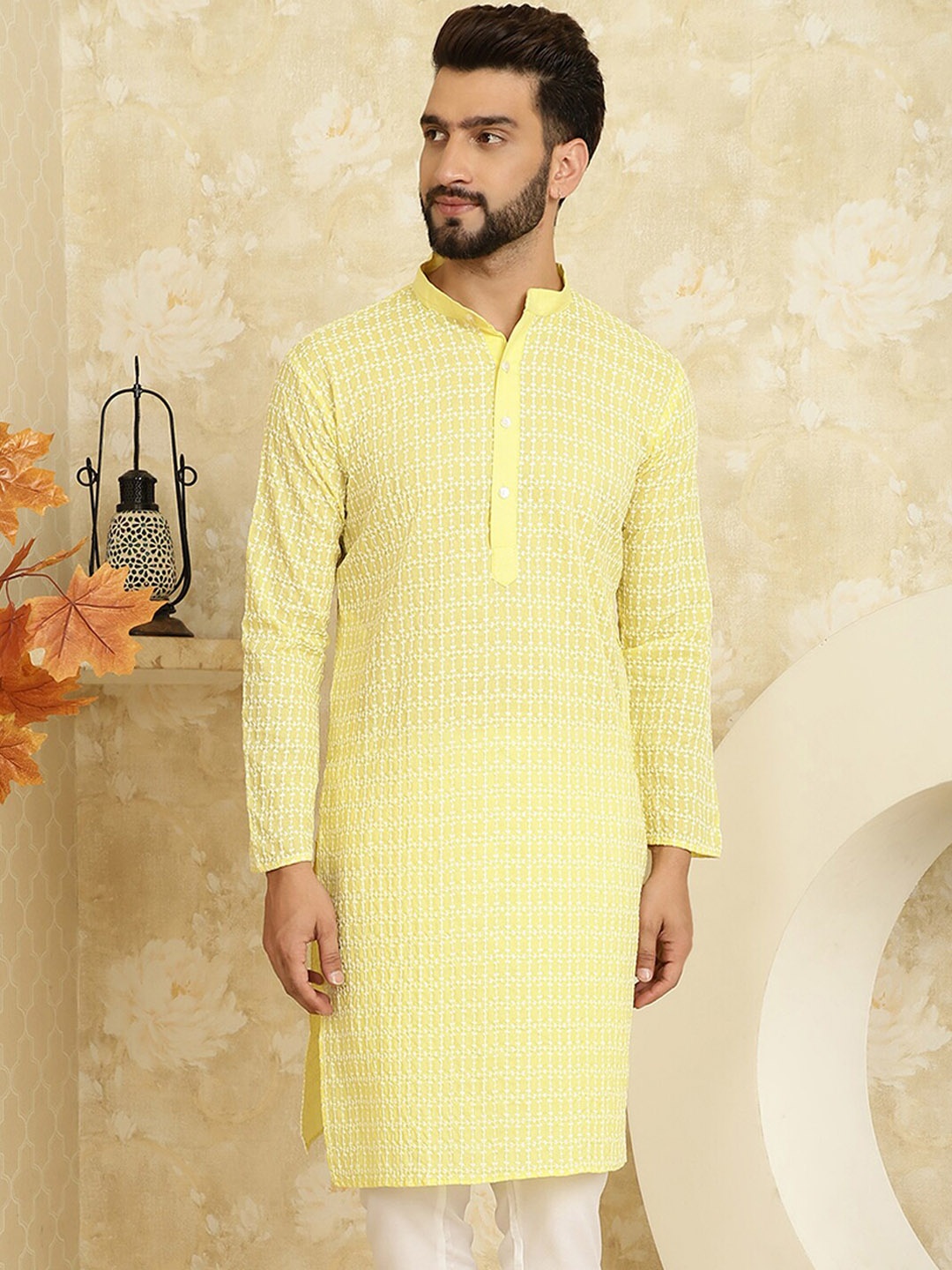 

SOJANYA Geometric Embroidered Pure Cotton Straight Kurta, Yellow