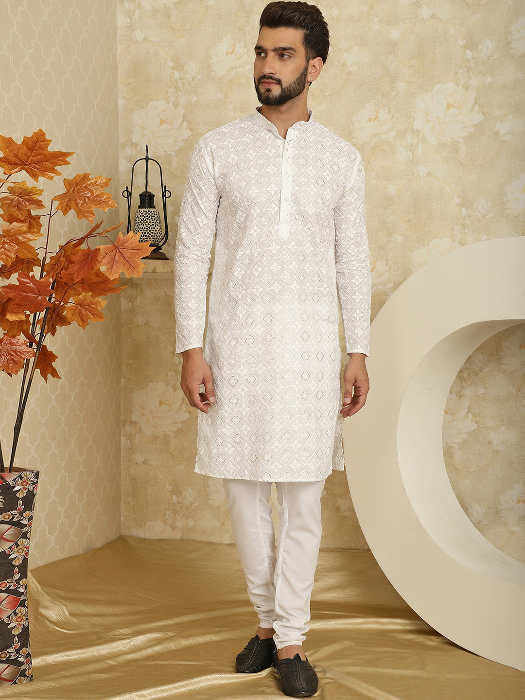

SOJANYA Geometric Embroidered Sequinned Pure Cotton Kurta with Churidar, White