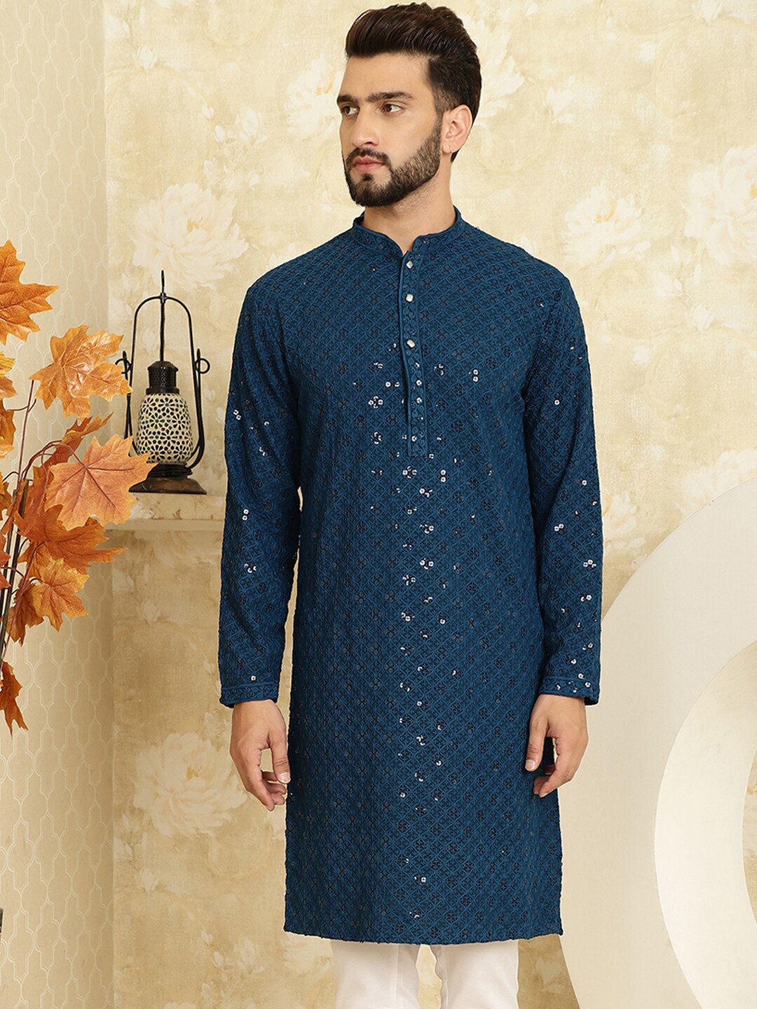 

SOJANYA Floral Embroidered Thread Work Kurta, Teal