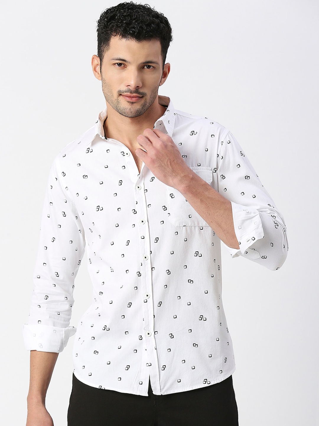 

SNX Geometric Printed Classic Tailored Fit Opaque Cotton Casual Shirt, White
