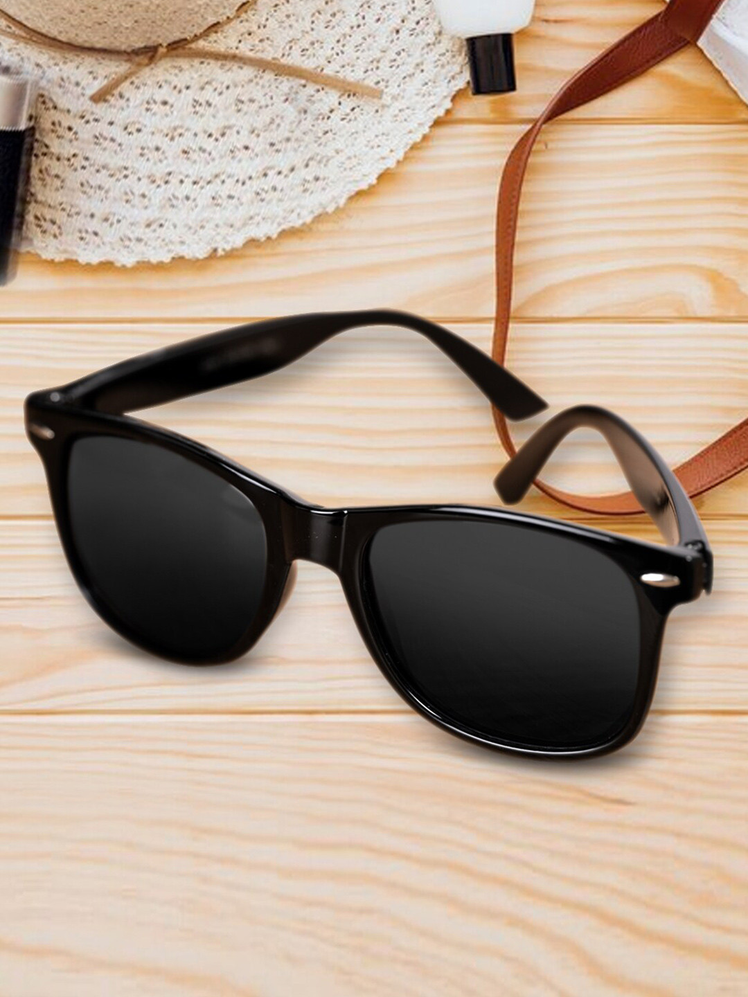 

Mast & Harbour Black Unisex Wayfarer Sunglasses with UV Protected Lens M&HSG-2140-07