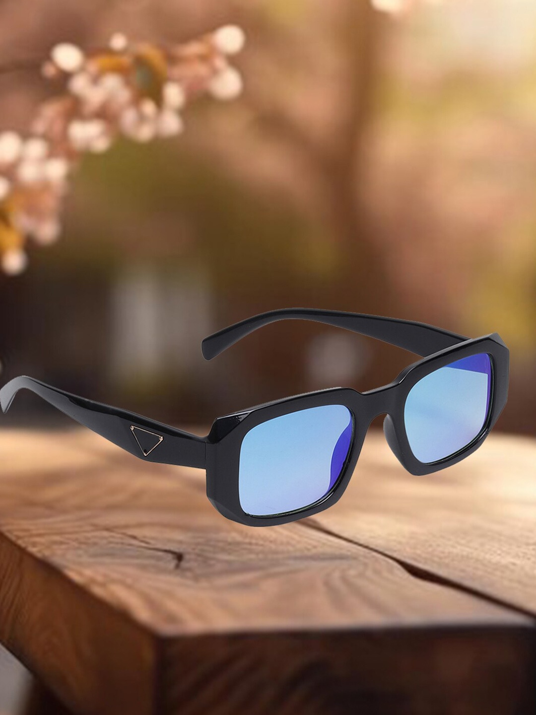 

Mast & Harbour Unisex Sunglasses with UV Protected Lens M&HSG-11944-05, Blue