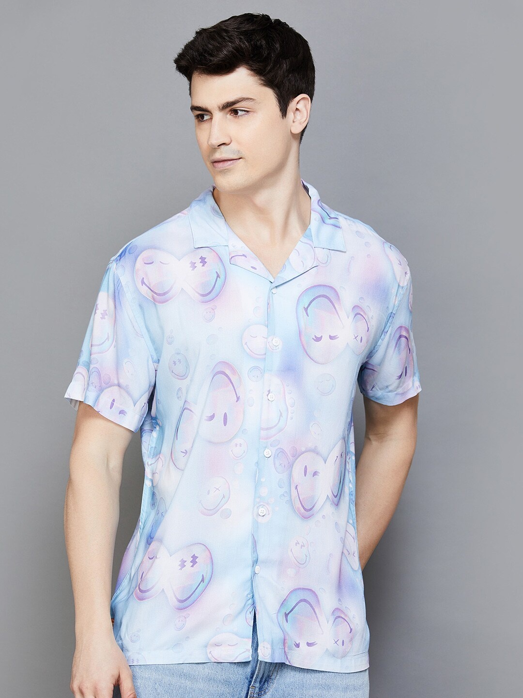 

SmileyWorld Smile Printed Notched Lapel Collar Casual Shirt, Blue
